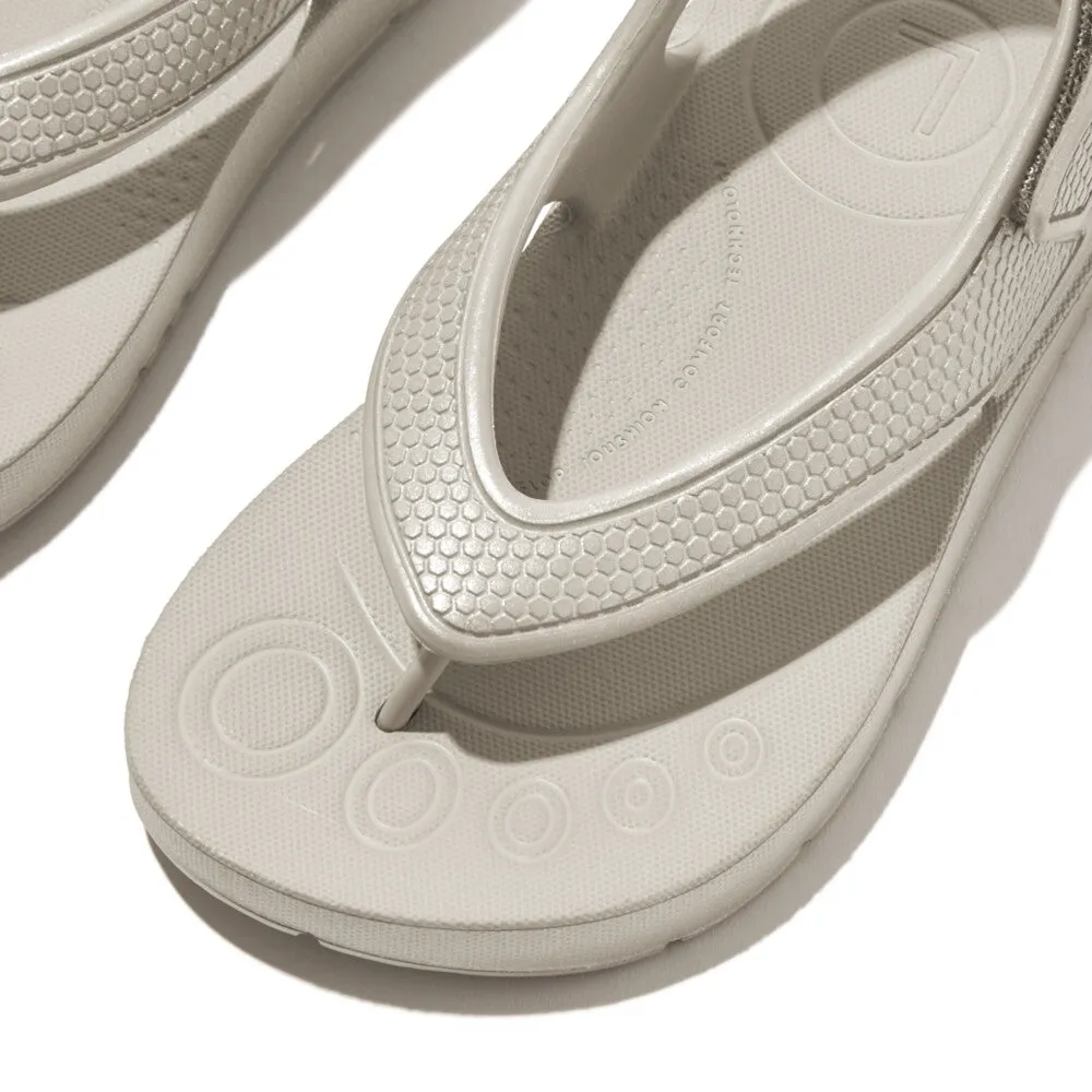 รองเท้าแตะแบบรัดส้น เด็ก รุ่น iQUSHION KIDS TODDLER SHIMMER ERGONOMIC BACK-STRAP FLIP-FLOPS