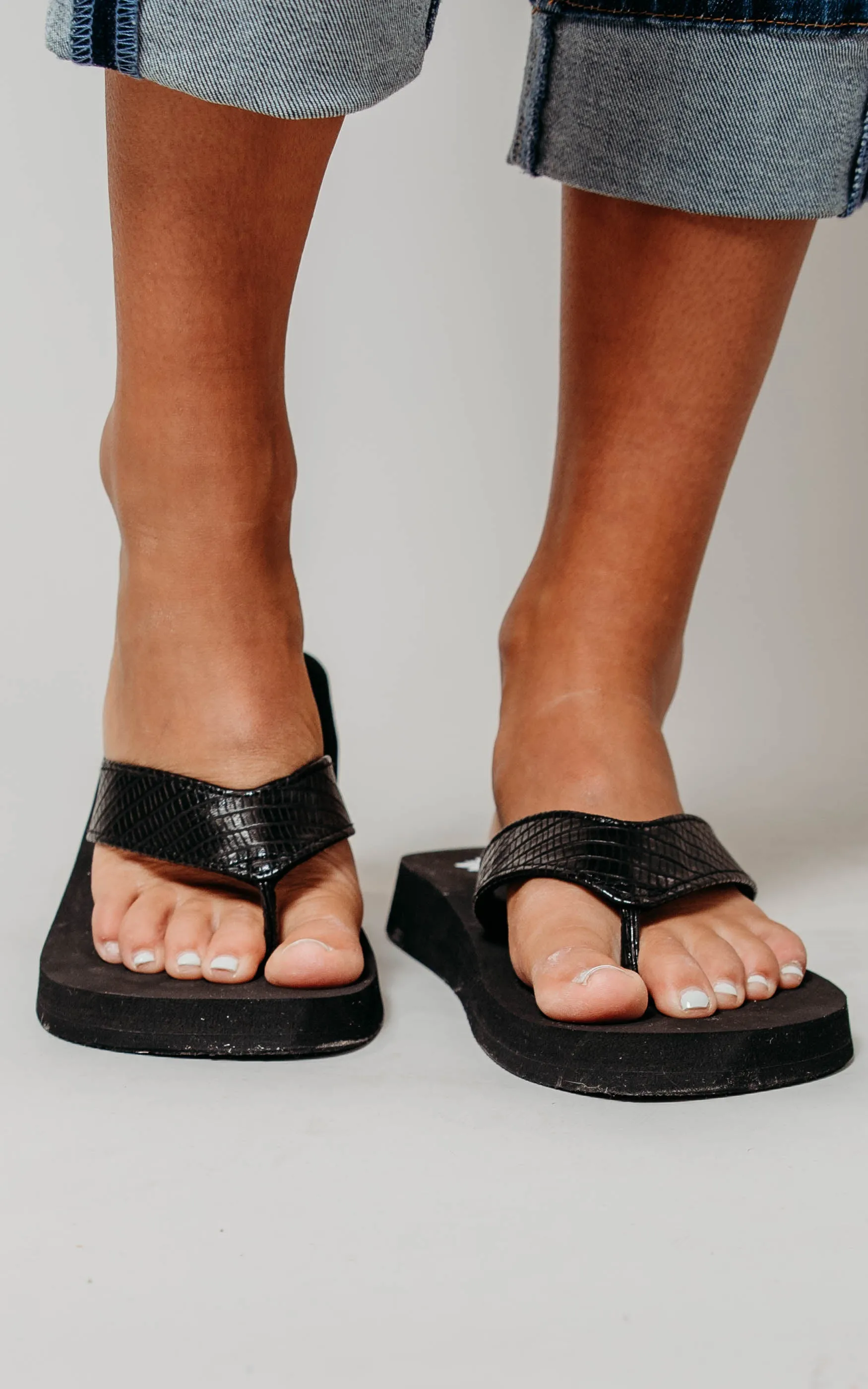 Black Flip Flop Foam Sandal - Flinn | FINAL SALE